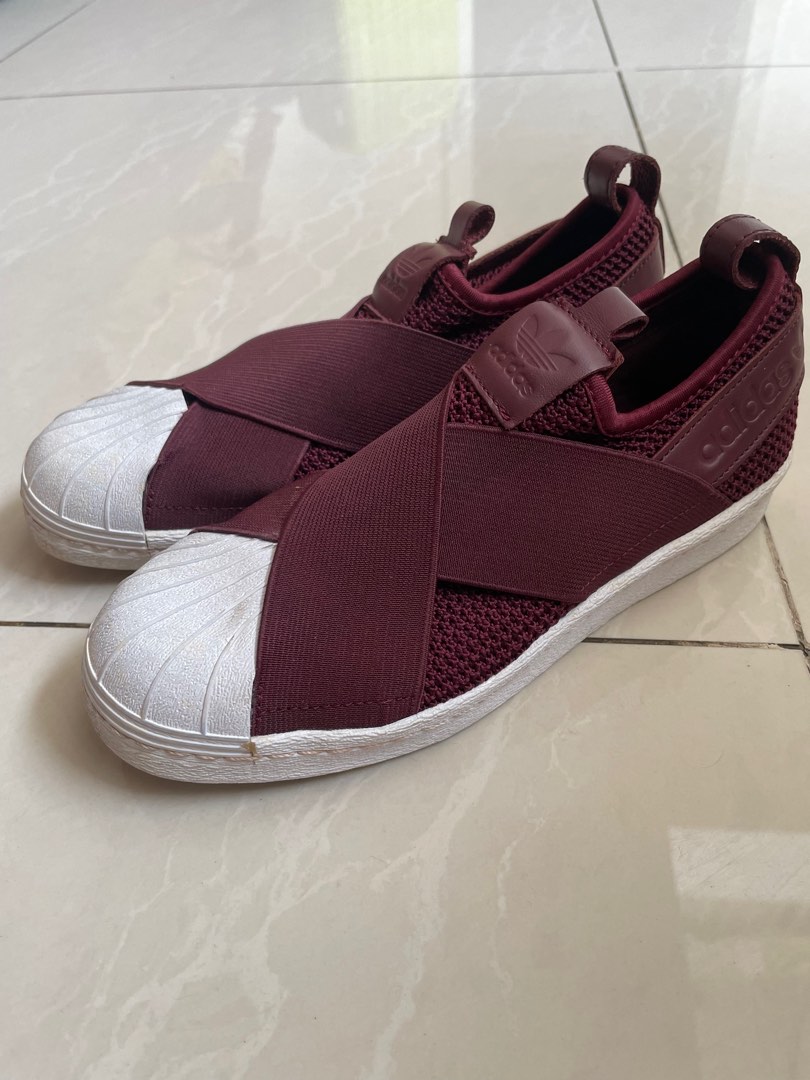 ADIDAS SLIP ON IN MAROON