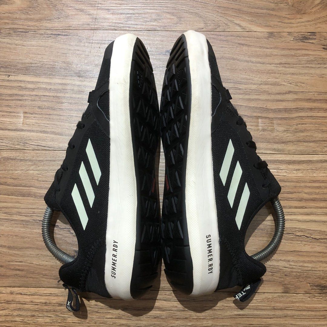 ADIDAS TERREX 7uk Men s Fashion Footwear Sneakers on Carousell