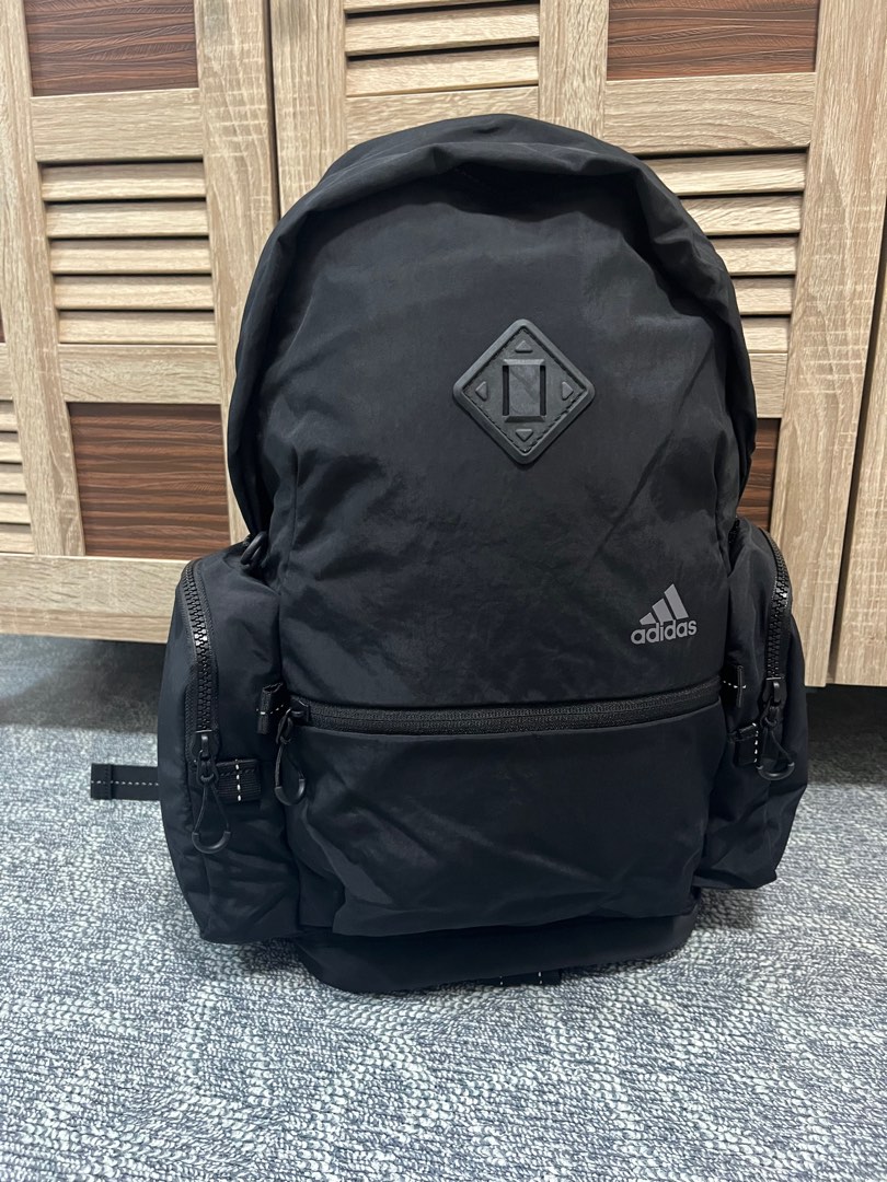 ADIDAS TRAINING BACKPACK, Men's Fashion, Bags, Backpacks on Carousell