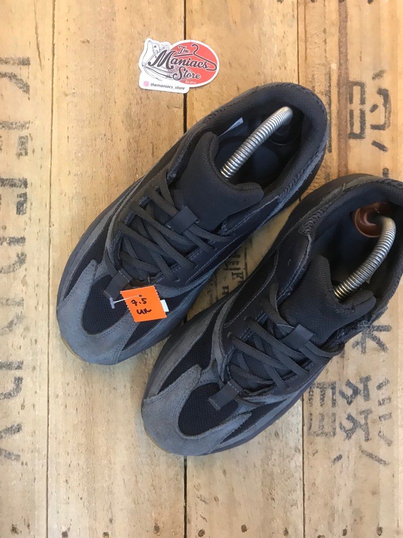 Yeezy 700 size online 7.5