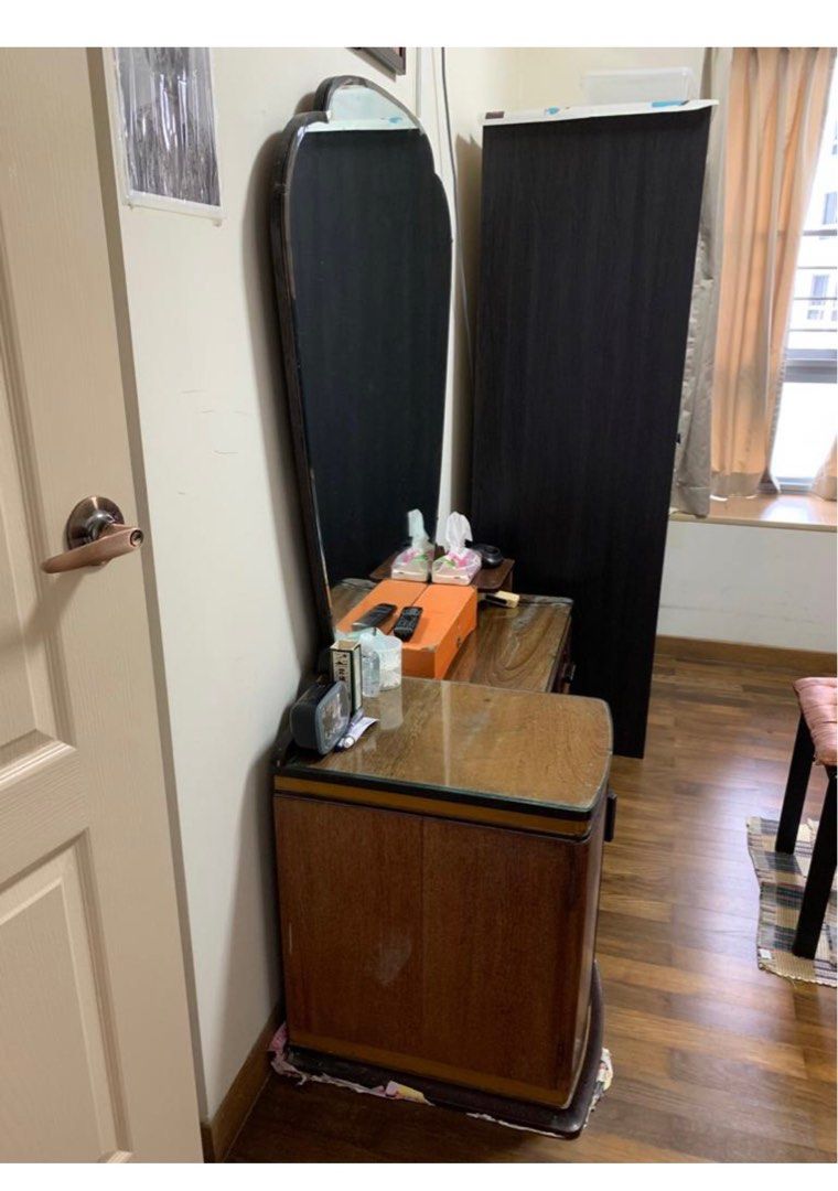 Antique Solid Teak Dressing Table (Category: Other Home Furniture) located in Singapore. Submitted by piano.works (Listing ID 1233022503, Image 3). Description: .
