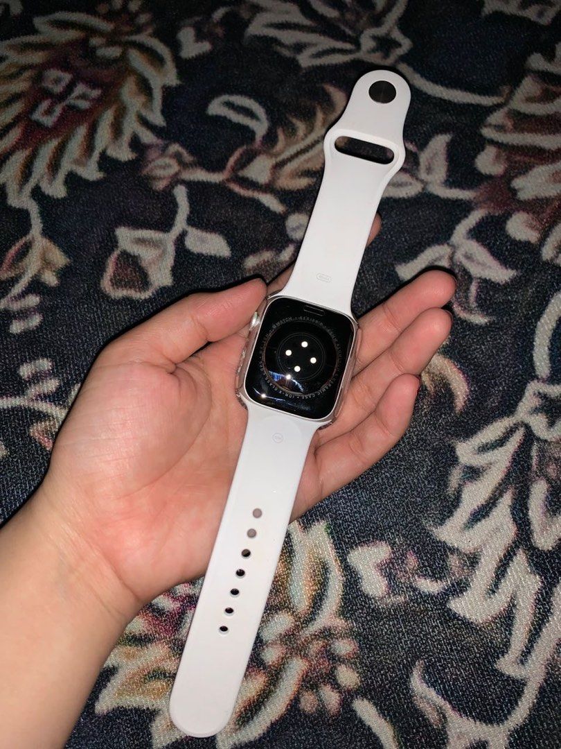 通販人気Apple watch series8 45mm シルバー　GPSモデル Apple Watch本体