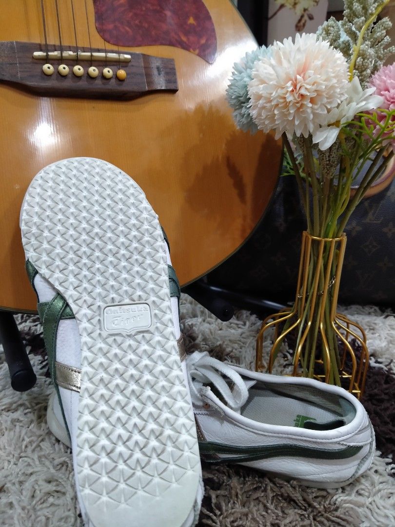 onitsuka tiger authentic