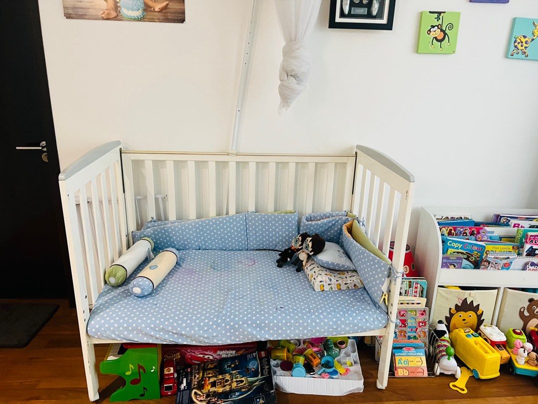 Childcare Baby cot with Mosquito Net Babies Kids Baby