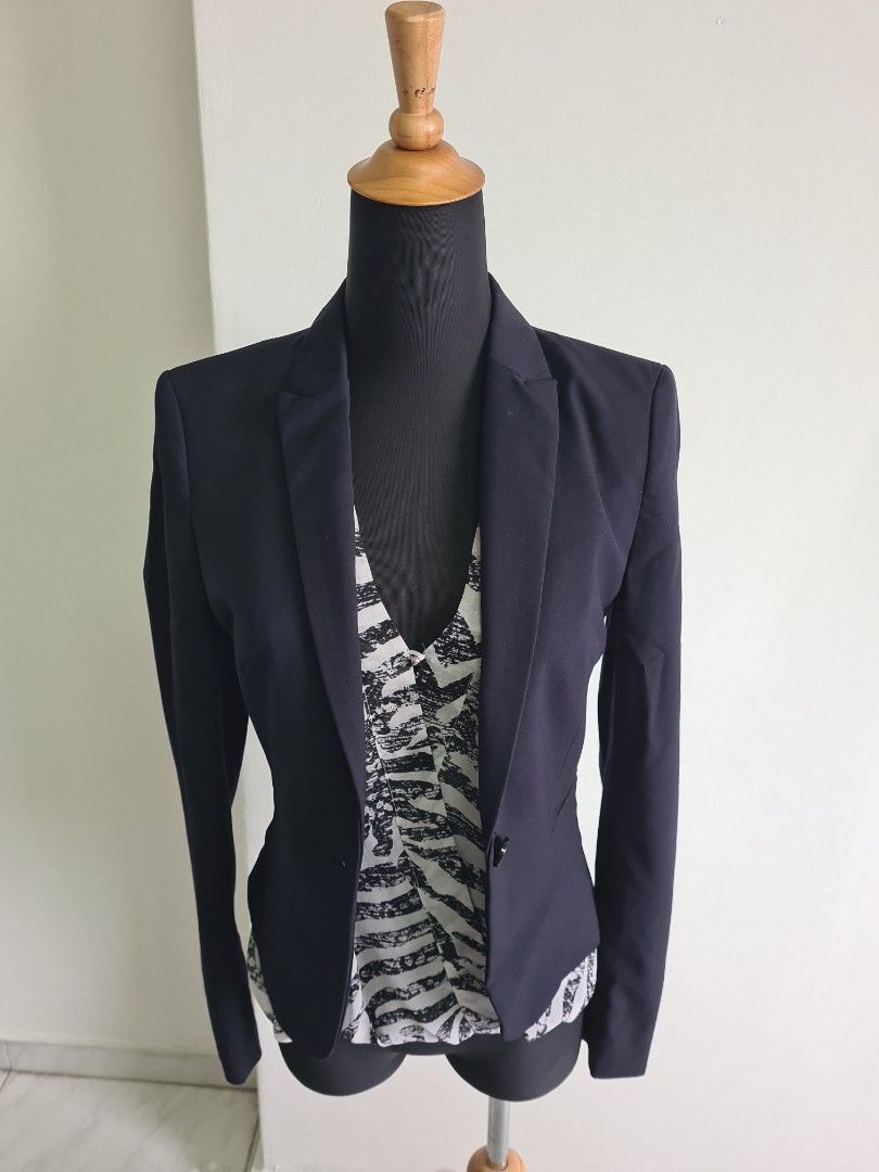 h and m black blazer