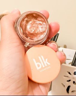 BLK Cosmetics Jelly Pot Highlighter