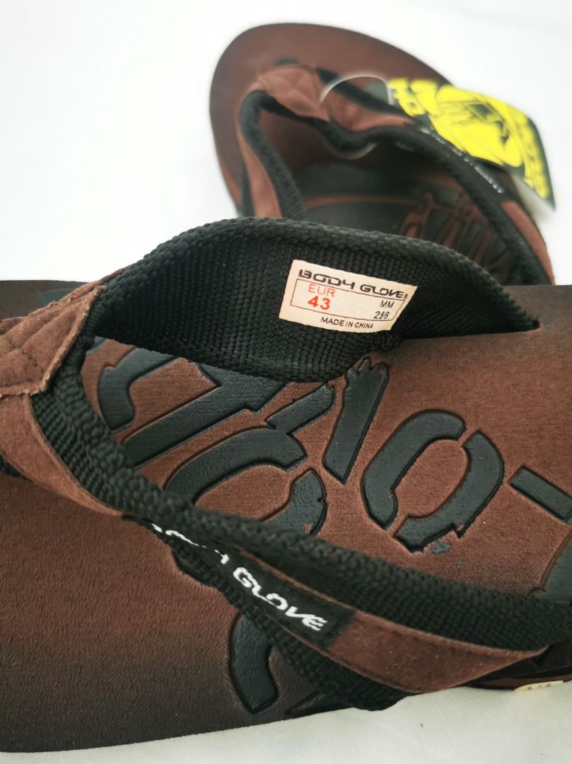 Body glove sales shoes flip flops