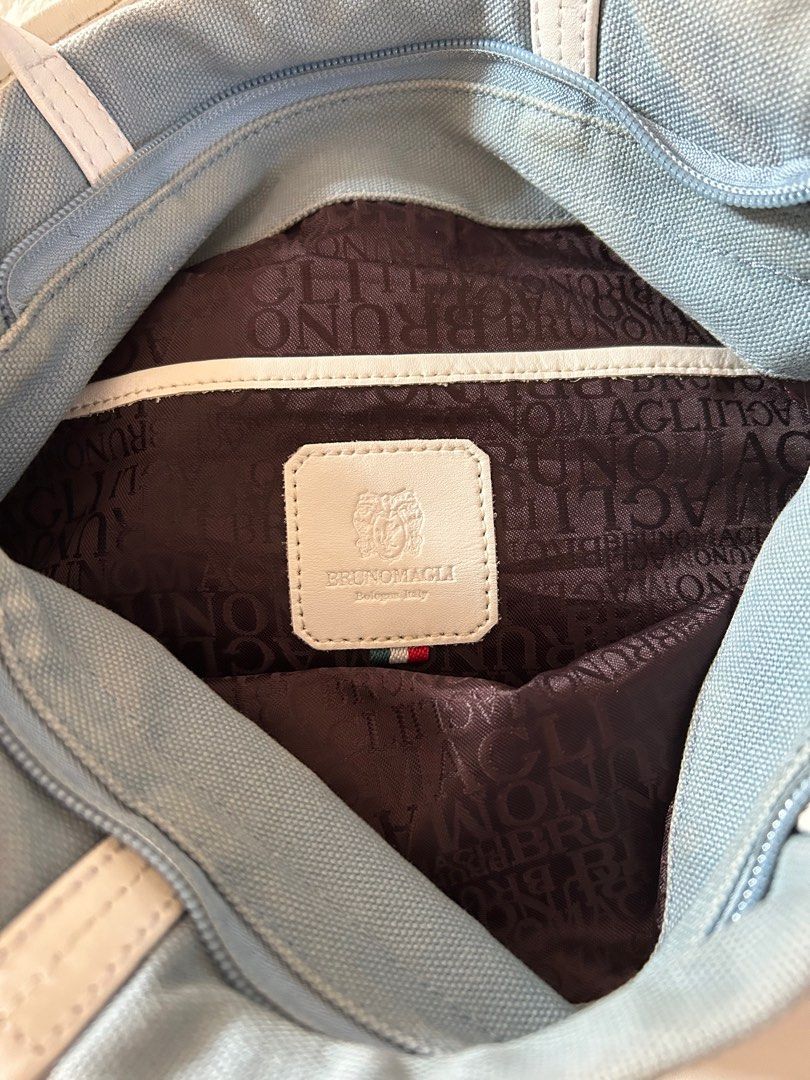 Bruno Magli shoulder bag (Category: Shoulder Bags) located in Calamba. Submitted by chwbcca (Listing ID 1233027743, Image 3). Description: -used but in good condition (please manage your expectations) -with minimal stains -what you see is what you get Thank you.