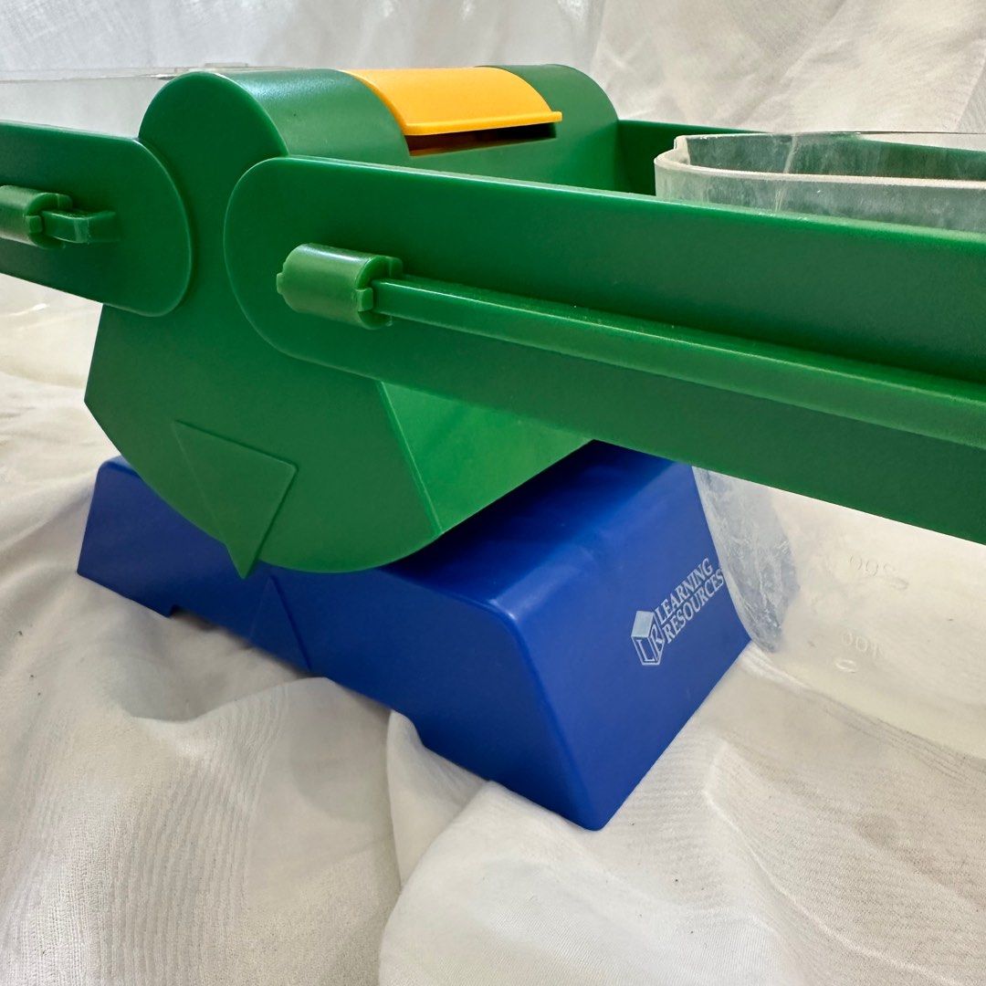 Bucket Balance weighing scale, Hobbies & Toys, Toys & Games on Carousell