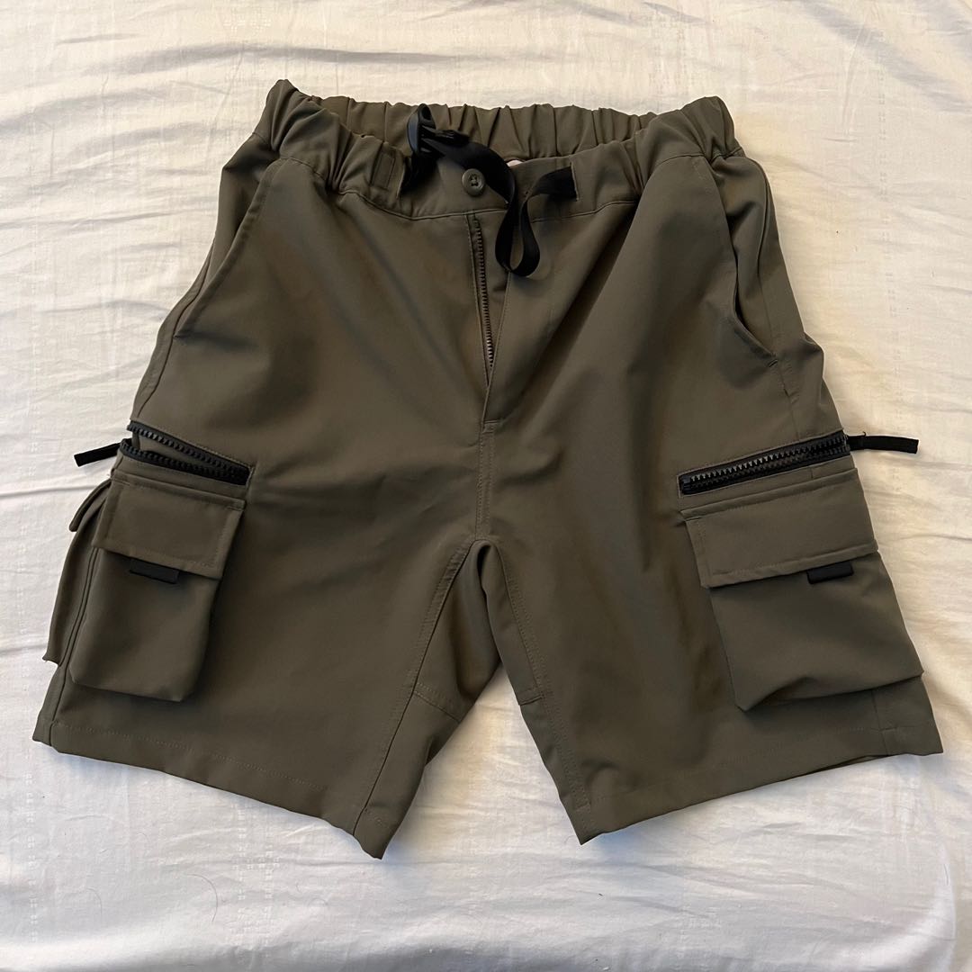 Carhartt WIP Elmwood Shorts Men s Fashion Bottoms Shorts on