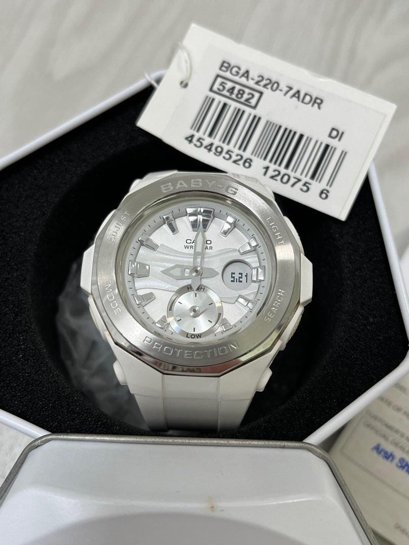 Casio Baby G BGA 220 7ADR White