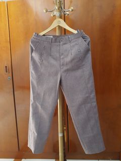 celana bahan ungu muda