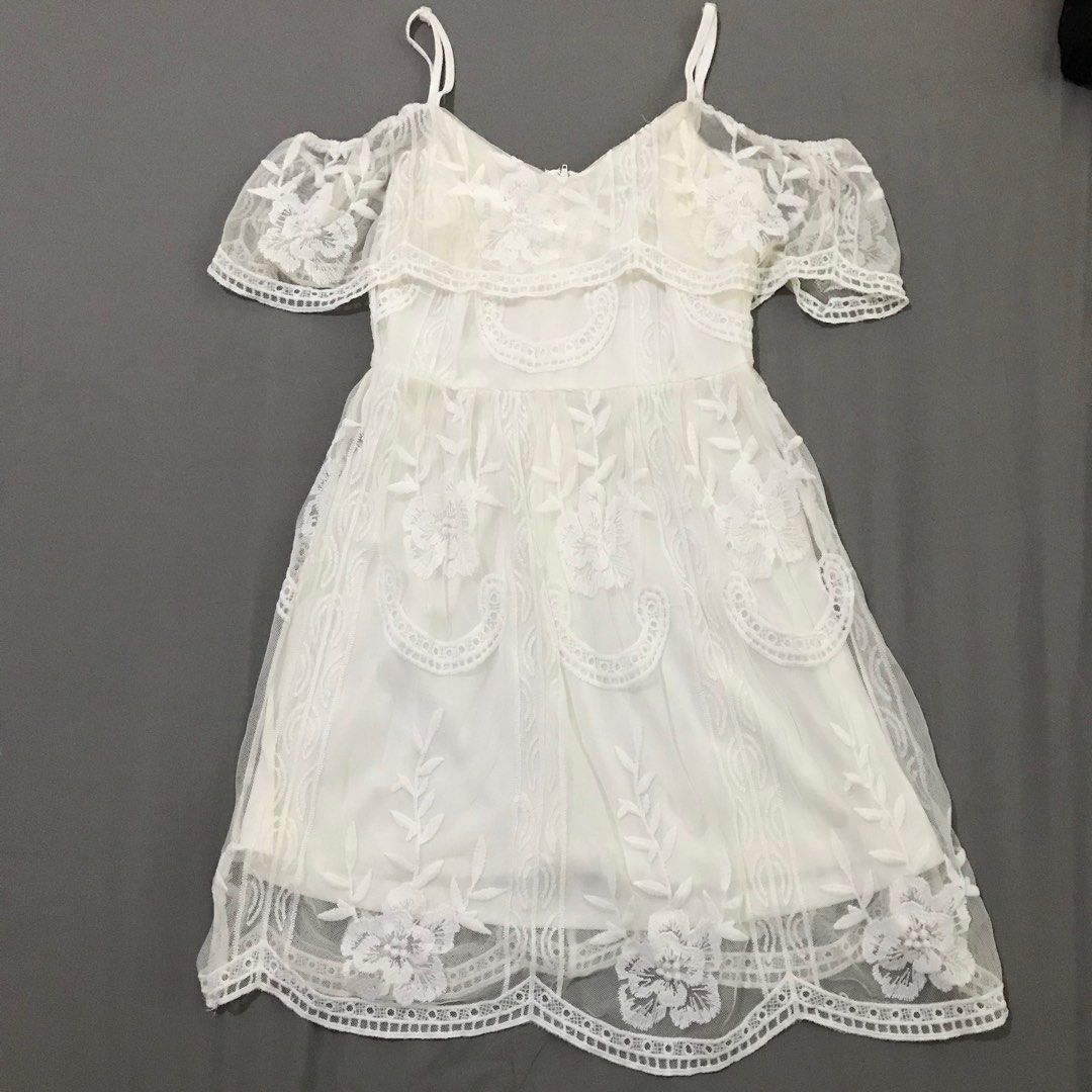 Charlotte russe white best sale dress