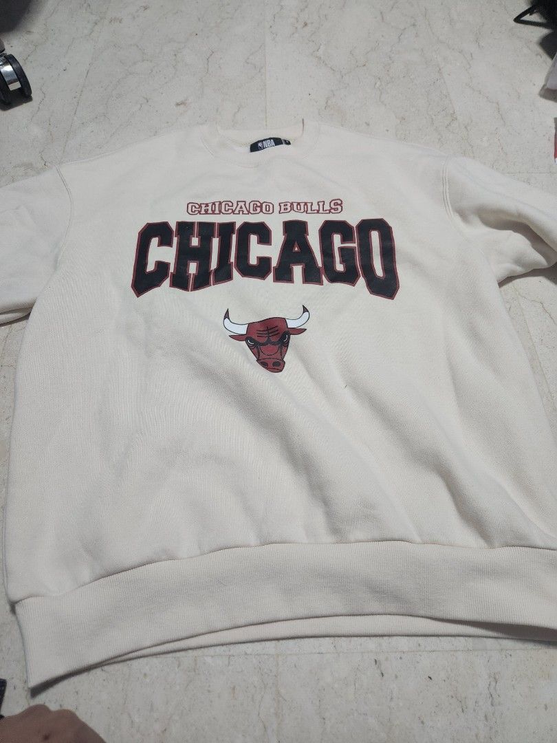 Chicago bull cheap sweater
