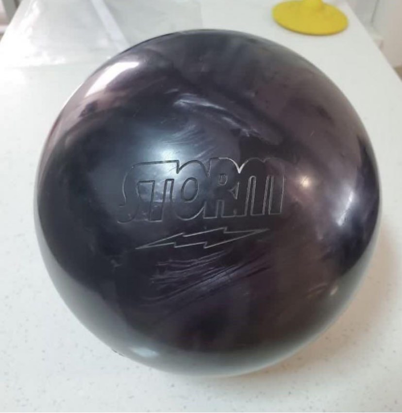 Code Black Bowling Ball 14lbs, Sports Equipment, Sports & Games