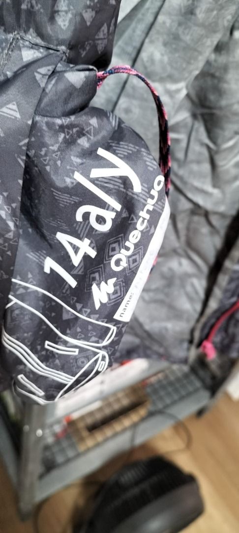 Quechua floaters discount