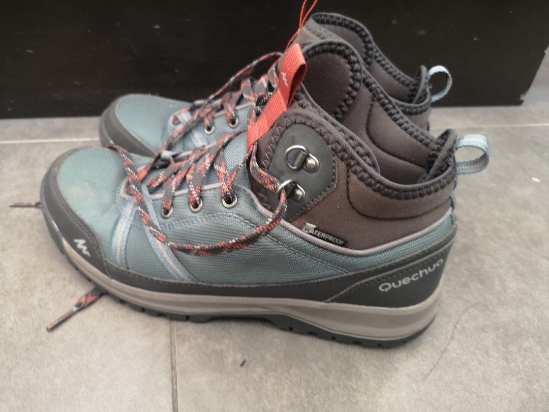 Decathlon hiking boots, Men's Fashion, Footwear, Boots on Carousell