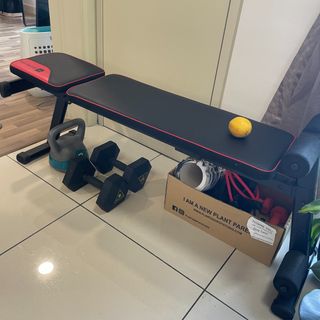 Domyos reinforced flat inclined fold down gym bench Sports