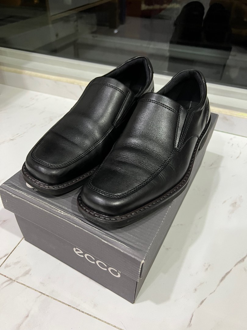 Ecco Loafer US9, Men's Fashion, Footwear, Dress Shoes on Carousell