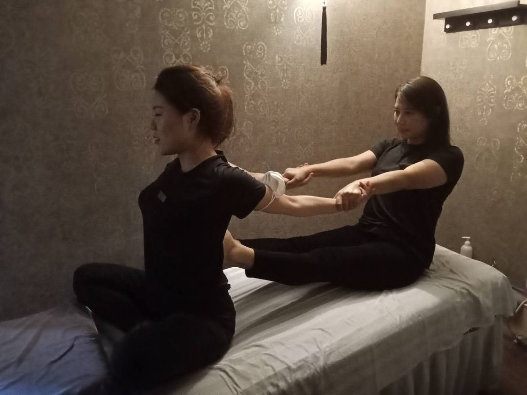 Full Body Massage, Oil Massages, A Sensual Massage Experience