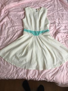 (Category: ) located in . Submitted by tieulinh (Listing ID 1233013838, Image 1). Description: .