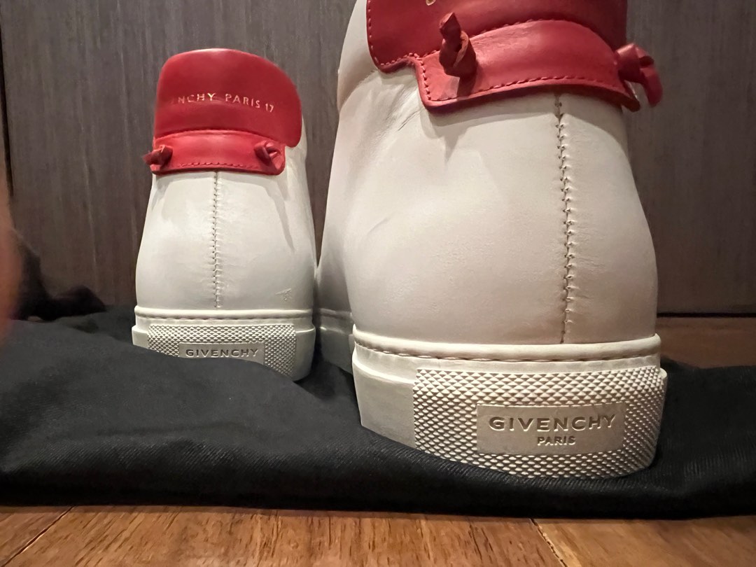 Givenchy high store tops