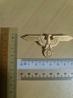 Gold Germany world war 2 Wemacht army Eagle Badge for cosplay and milsim