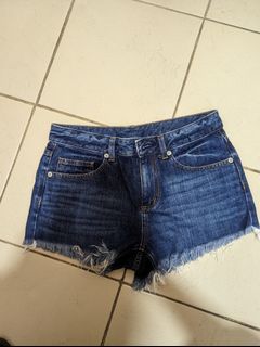 (Category: ) located in . Submitted by miaochoa (Listing ID 1233150127, Image 1). Description: .