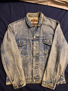 (Category: ) located in . Submitted by ilikeclothez (Listing ID 1233159354, Image 1). Description: .