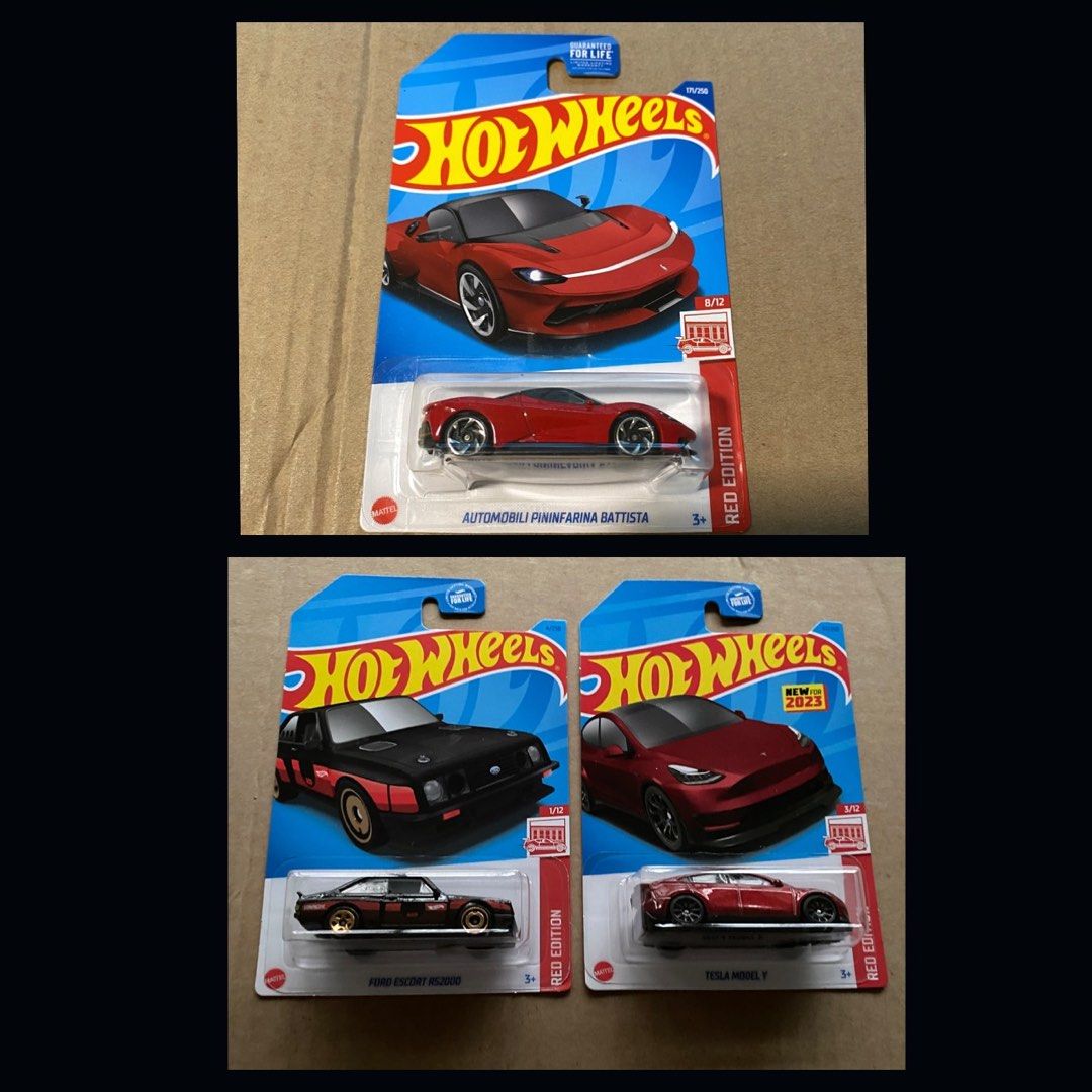 Hot Wheels Red Edition Tesla Model Y Ford Escort RS2000 Automobili