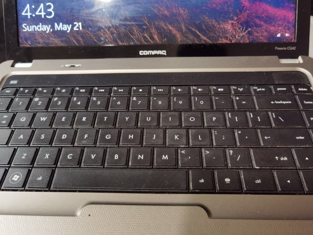 HP Compaq Presario CQ42 Laptop i5-450M 4GB RAM 120GB SSD