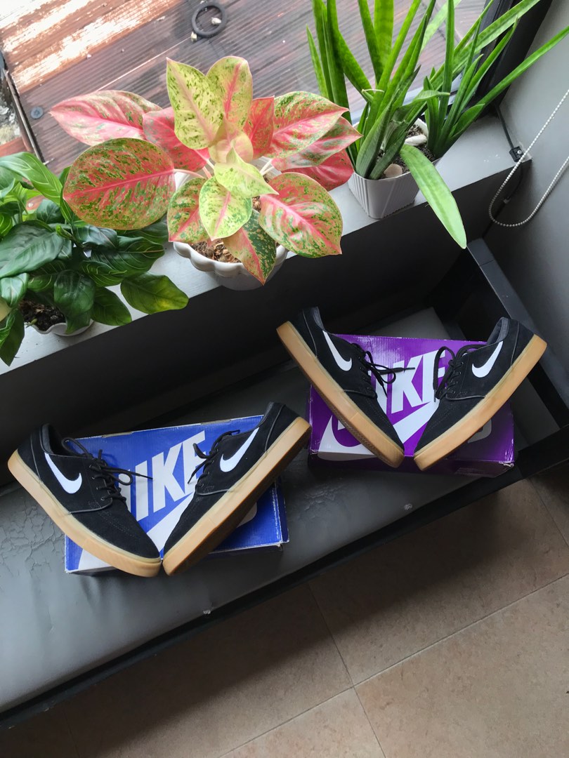 janoski black white gum