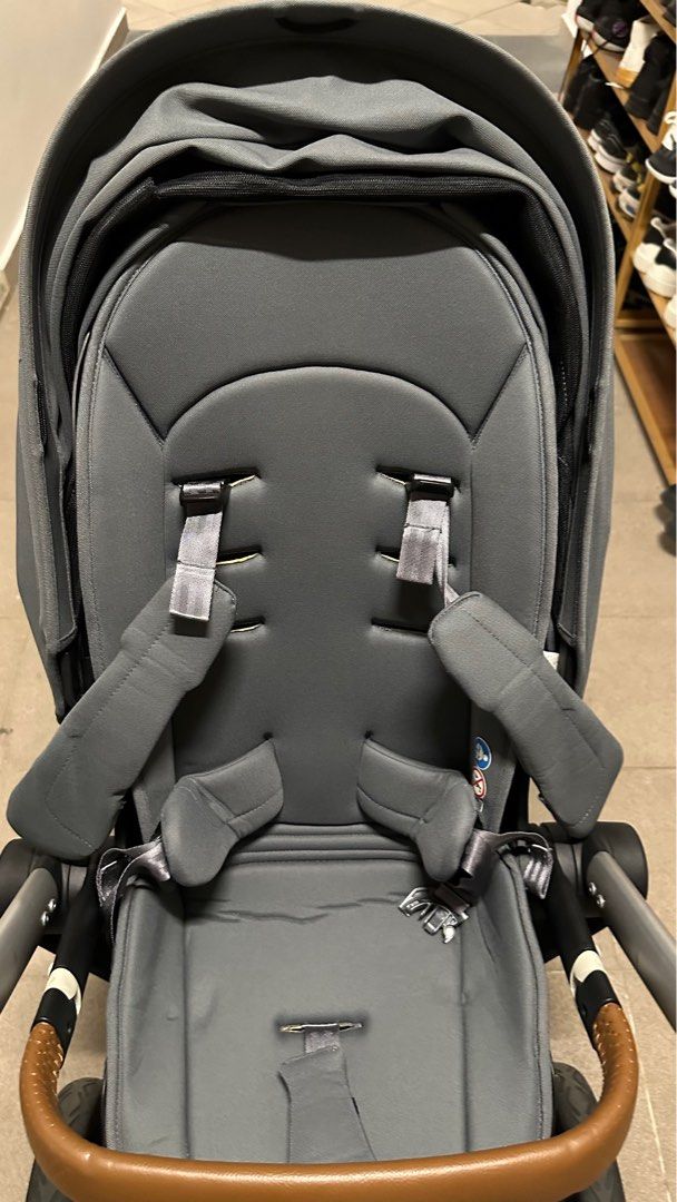 Joolz hub grey good condition for sale