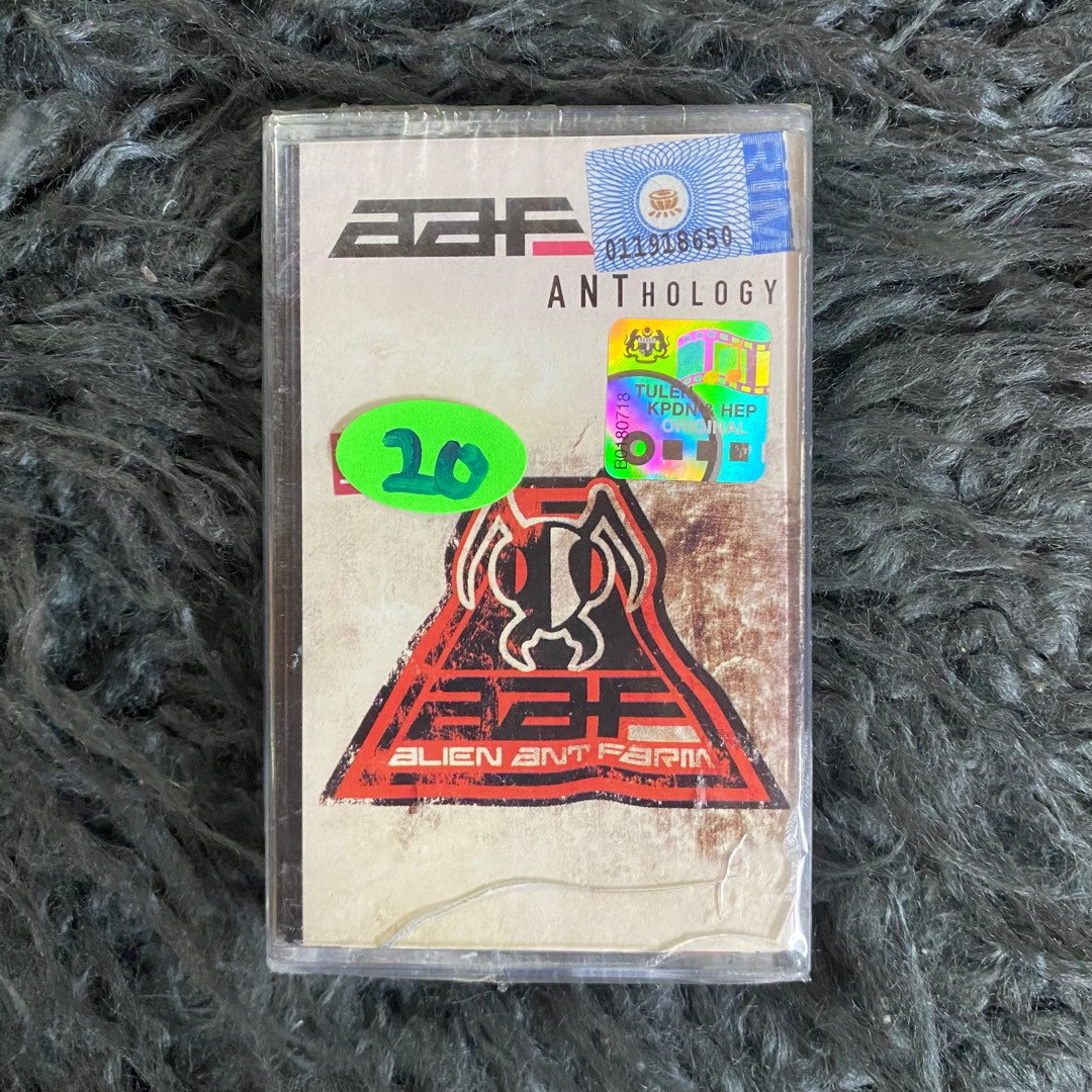 KASET ALIEN ANT FARM ANThology, Hobbies & Toys, Music & Media, CDs ...