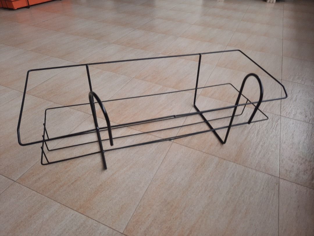 4 Large Hanging Racks & 2 Large Planter Boxes all for $28 only ...