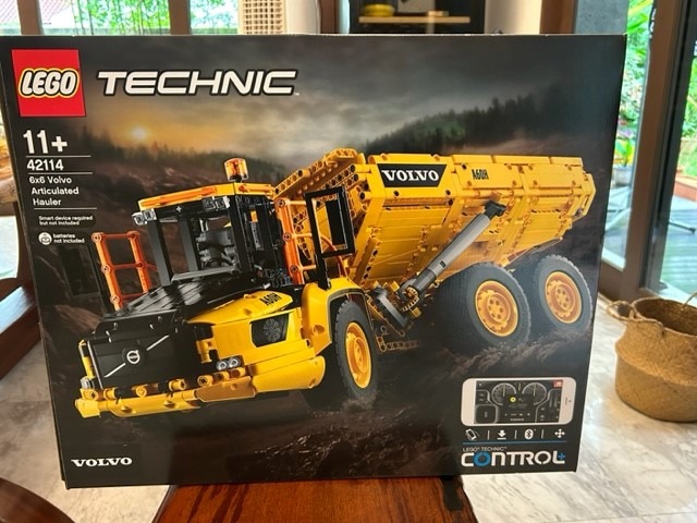 Lego Technic Volvo Dumper Hobbies Toys Toys Games on Carousell