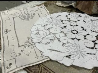 Lelong alas meja