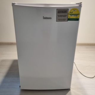 LeMaison Bar Fridge with Freezer (123L)