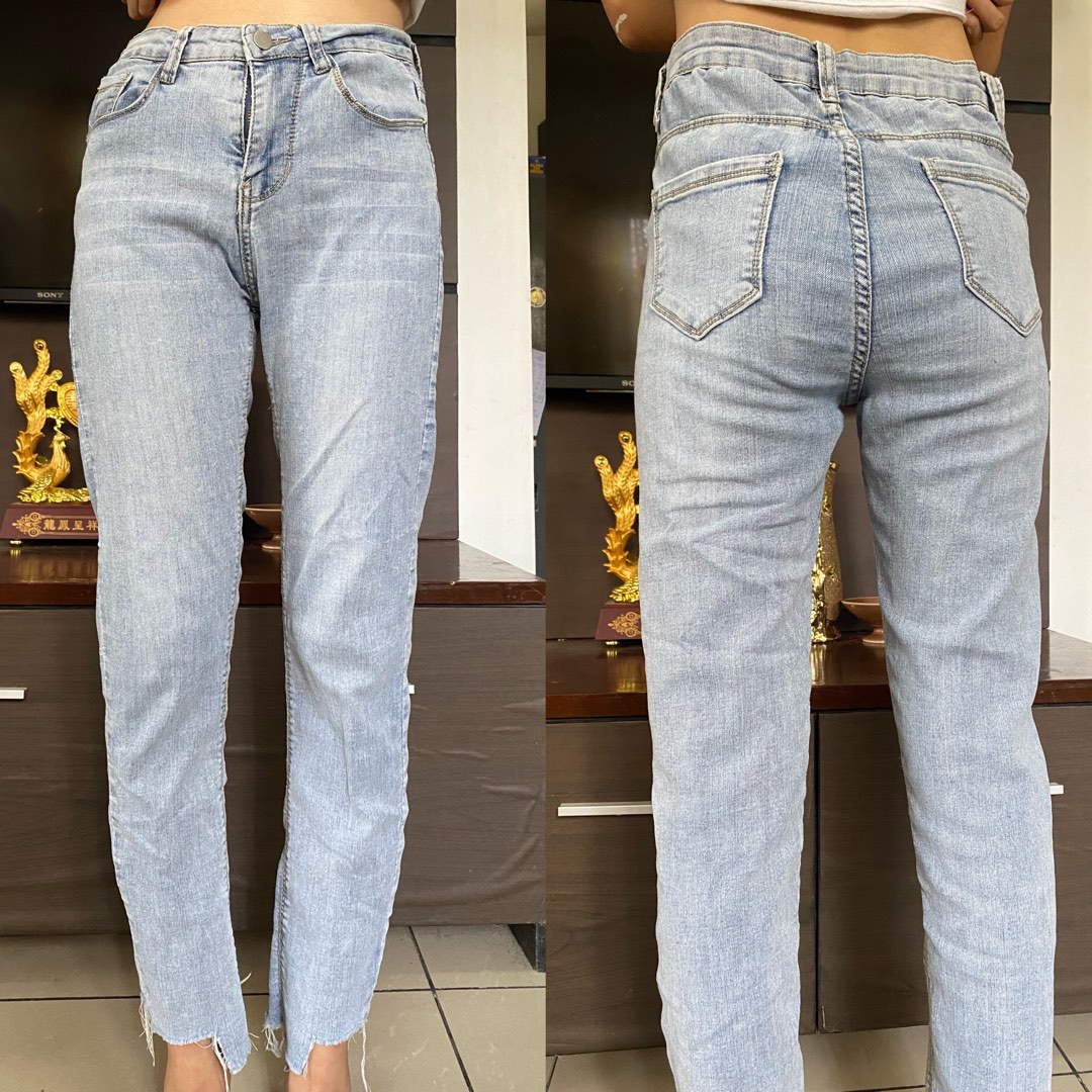 LIGHT DENIM WASHED HIGH WAIST SKINNY JEANS