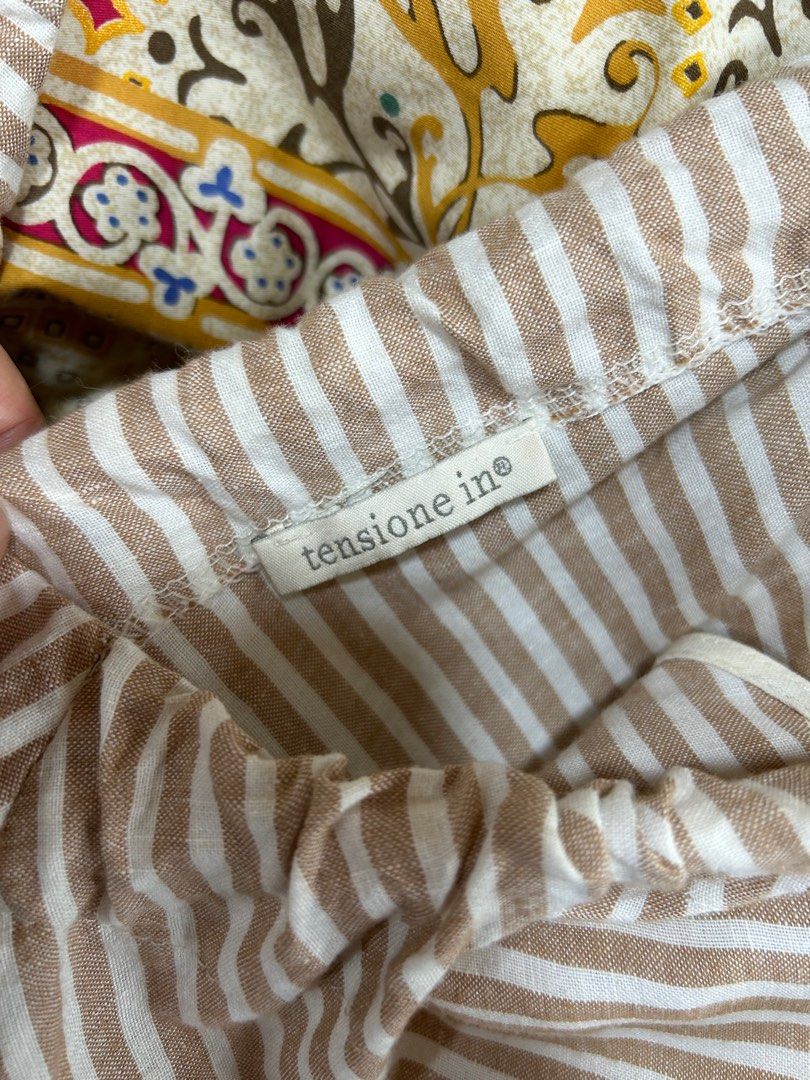 Linen long dress from Greece (Category: Dresses) located in Quezon City. Submitted by favourite_things (Listing ID 1233032328, Image 3). Description: Linen material for summer, for 5’3” or taller. Nicer when worn.