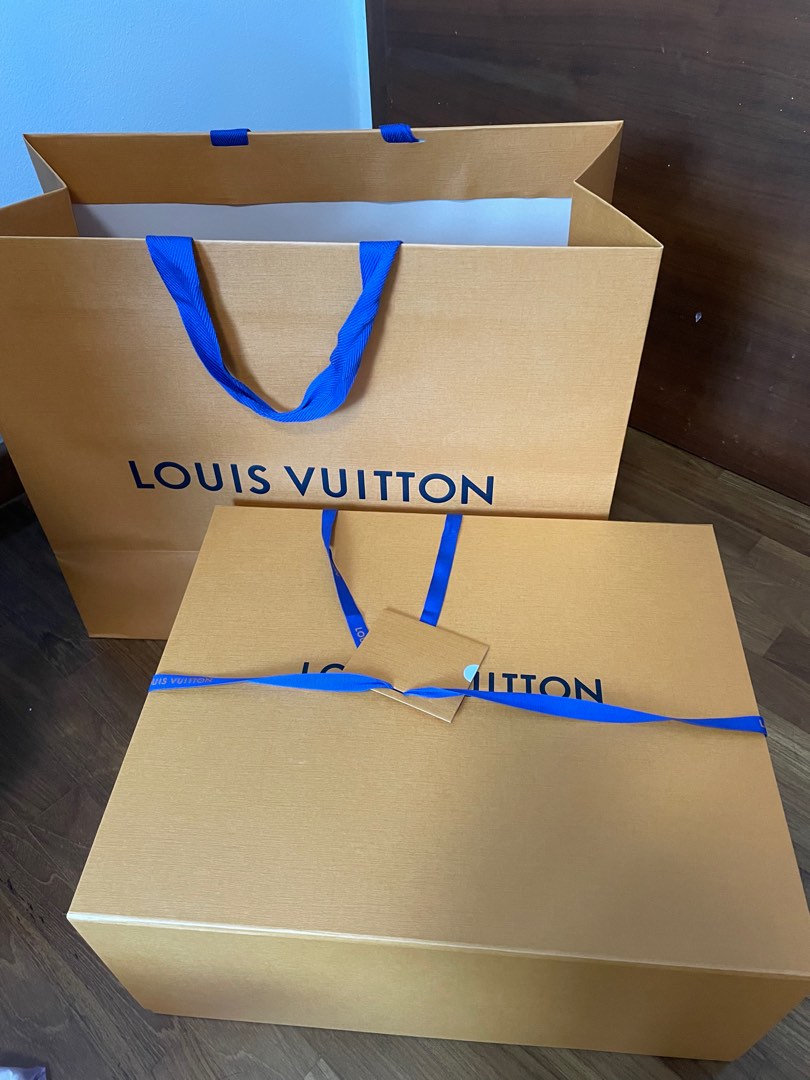 Authentic LOUIS VUITTON LV Gift Box Magnetic Empty Large Box 14x 10x 5  NEW