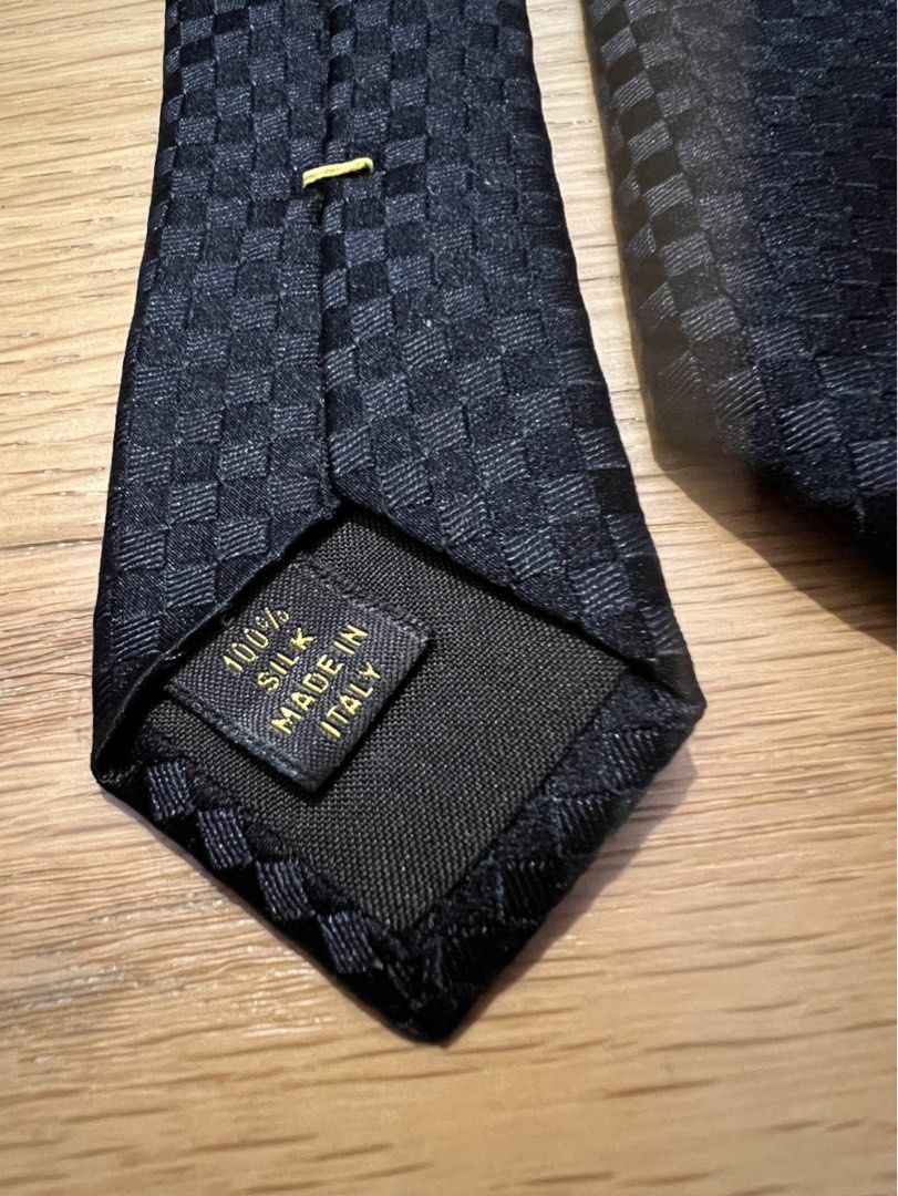 Louis Vuitton Damier Tie, Men's Fashion, Watches & Accessories, Ties on  Carousell