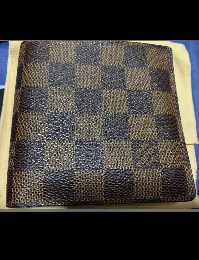 Louis Vuitton Monogram bifold marco Wallet, Men's Fashion, Watches &  Accessories, Wallets & Card Holders on Carousell