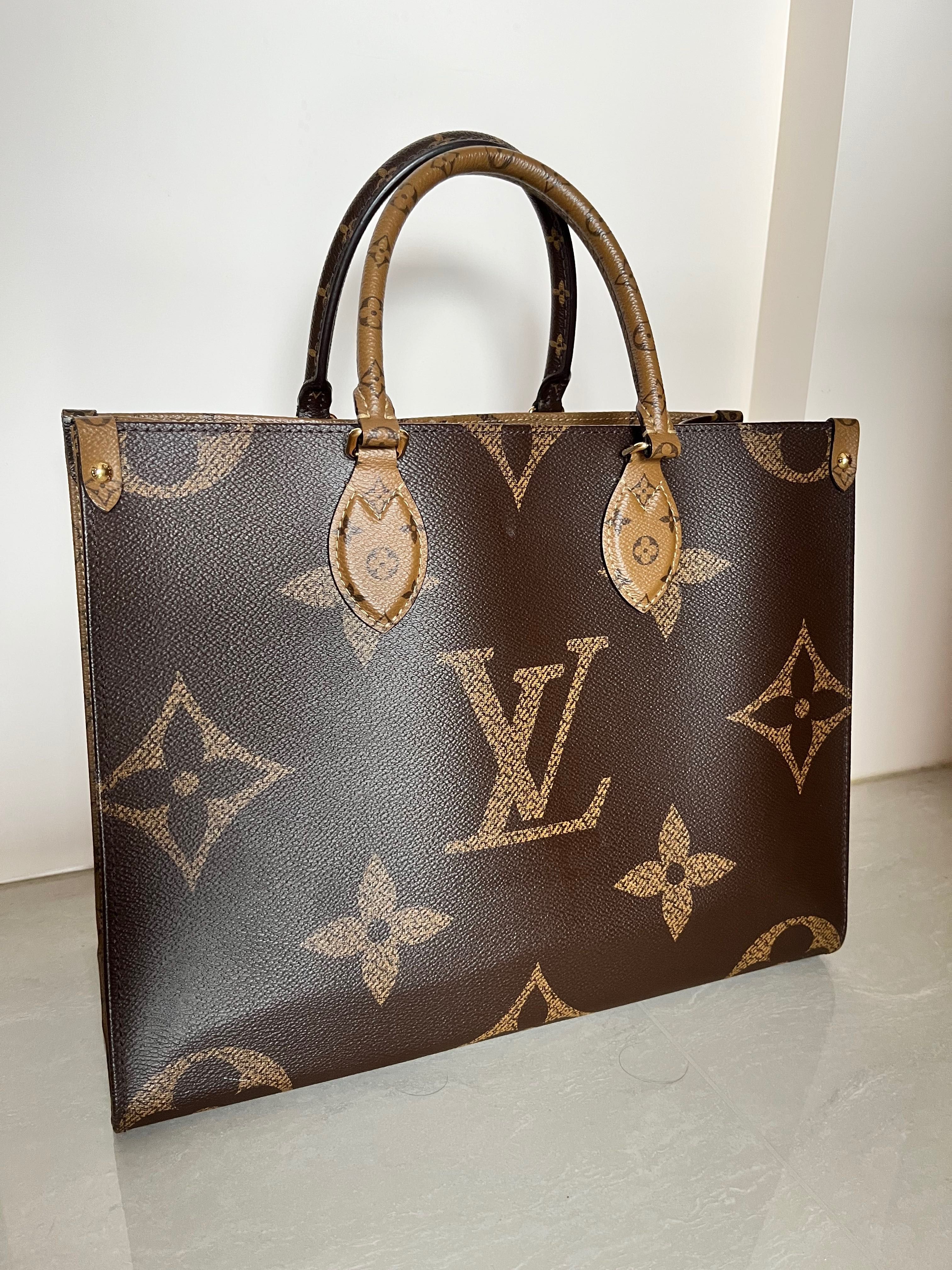 Louis Vuitton MM/Medium OntheGo Tote Bag