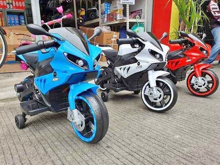 Mini R1 Yamaha (Code 8798) (Category: Remote Control Toys) located in Pasay City. Submitted by mjmsvarietystore (Listing ID 1233165833, Image 3). Description: Mini R1 Yamaha (Code 8798) Price: 3,500 PHP 🔴Handrive 🔴Flashing Lightning wheels 🔴With USB cp mp3 port 🔴Best for 2 to 6yrs old 🔴Ideal gift for kids 🔴We do Shipping Nationwide For inquiries and to order: PM me on Facebook or Call/text me on 09603073035/ 09154178963.