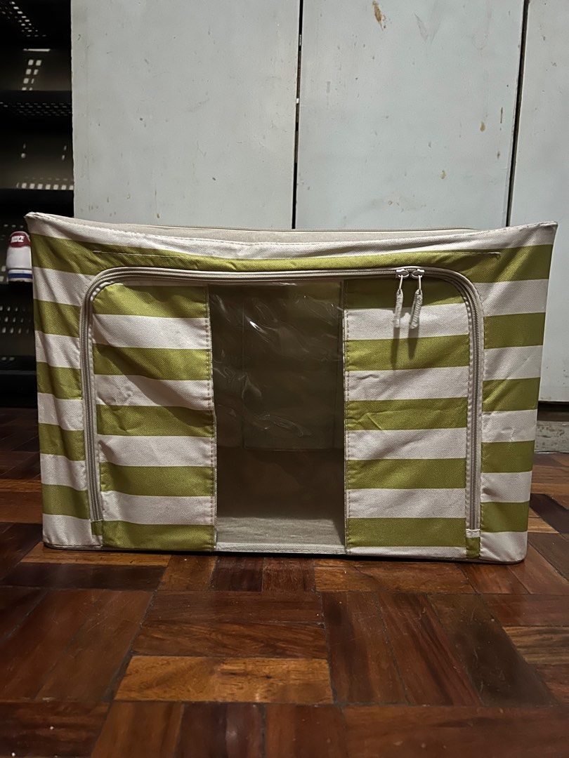 Miniso Steel Frame Storage Box (Category: Storage Boxes & Baskets) located in Quezon City. Submitted by inxccent (Listing ID 1233120394, Image 1). Description: .