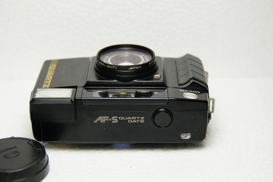 Meet the Minolta AF-Sv Talker, a talking camera from the 1980s