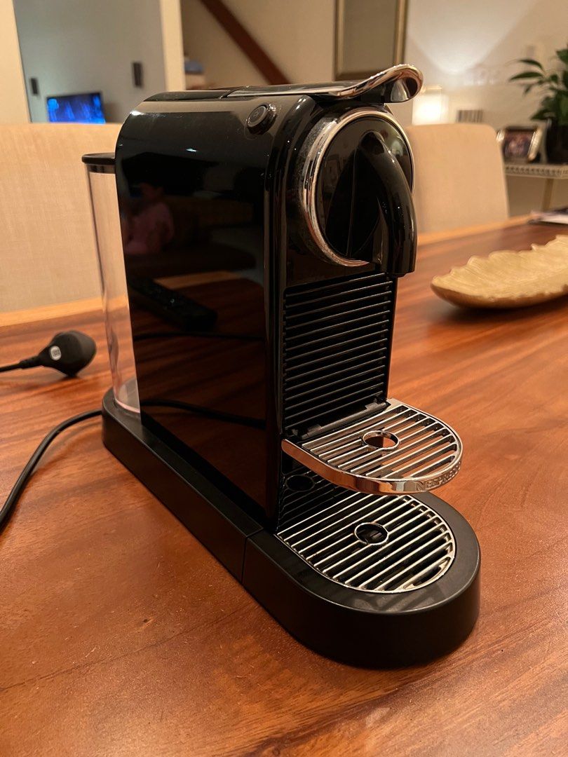 Nespresso Citiz D112, TV & Home Appliances, Kitchen Appliances, Coffee Machines & Carousell