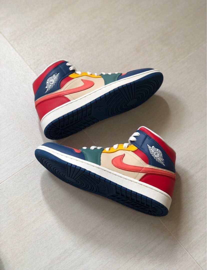 Nike air Jordan 1 mid woman multi color us 8.5 eur 40 全新品, 女裝