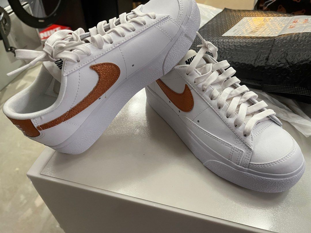 Nike blazer low copper bronze platform